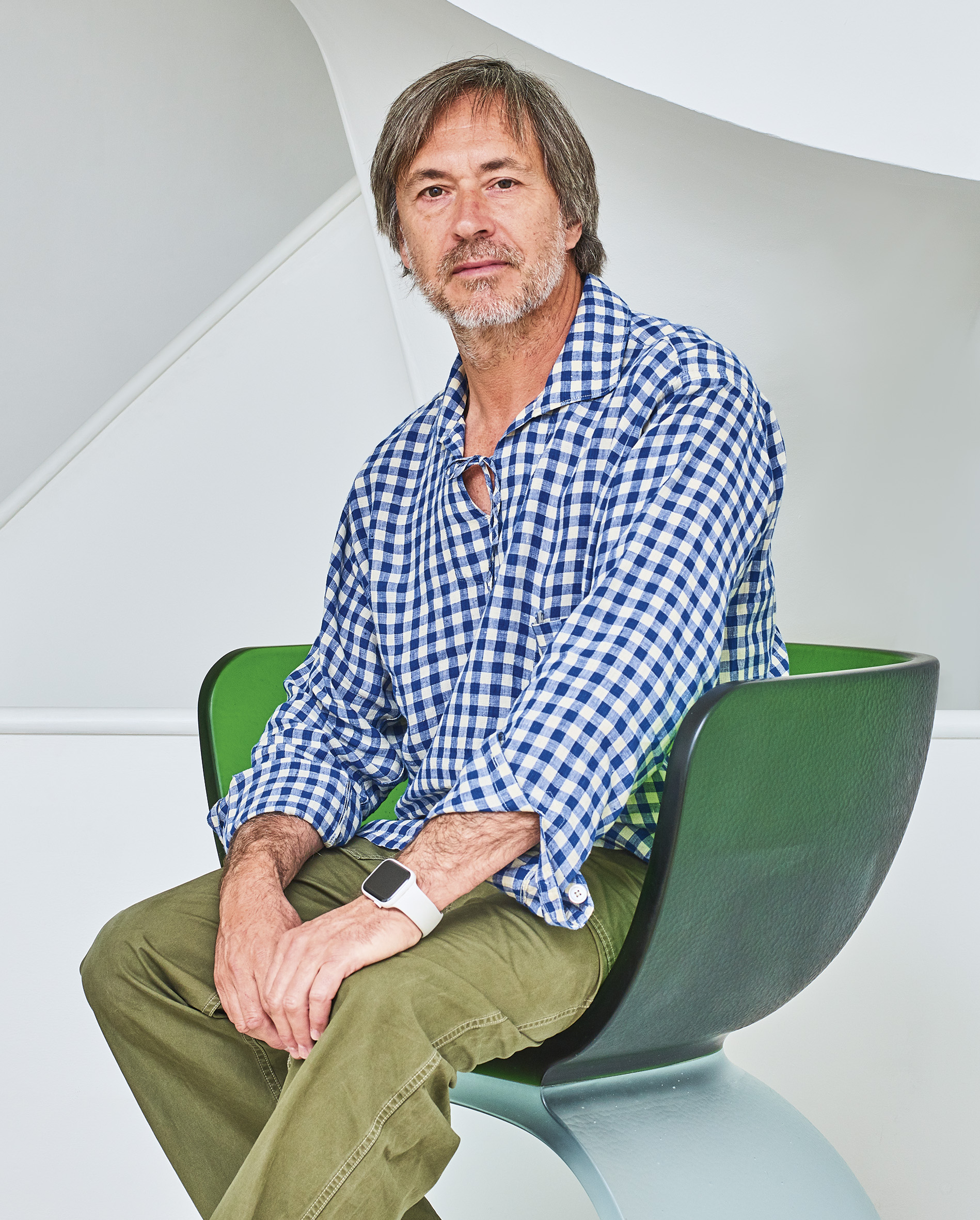 Influential Australian designer Marc Newson 'I'm a gun for hire