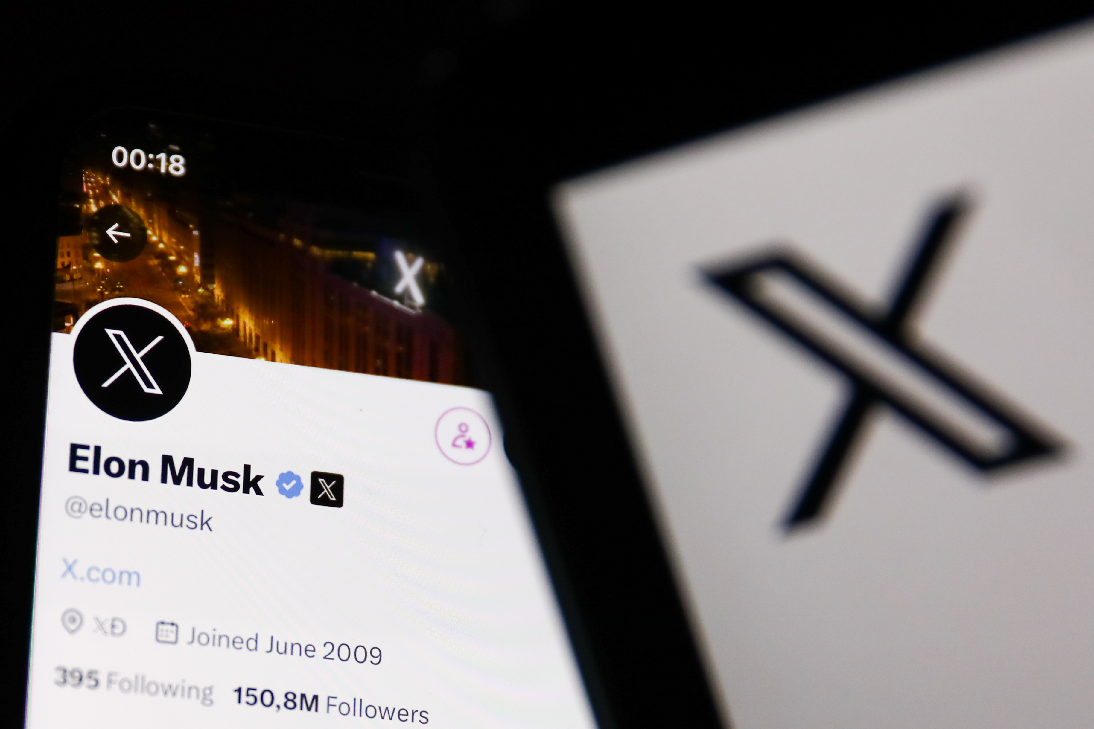 X/Twitter May Go Behind Paywall, Elon Musk Says